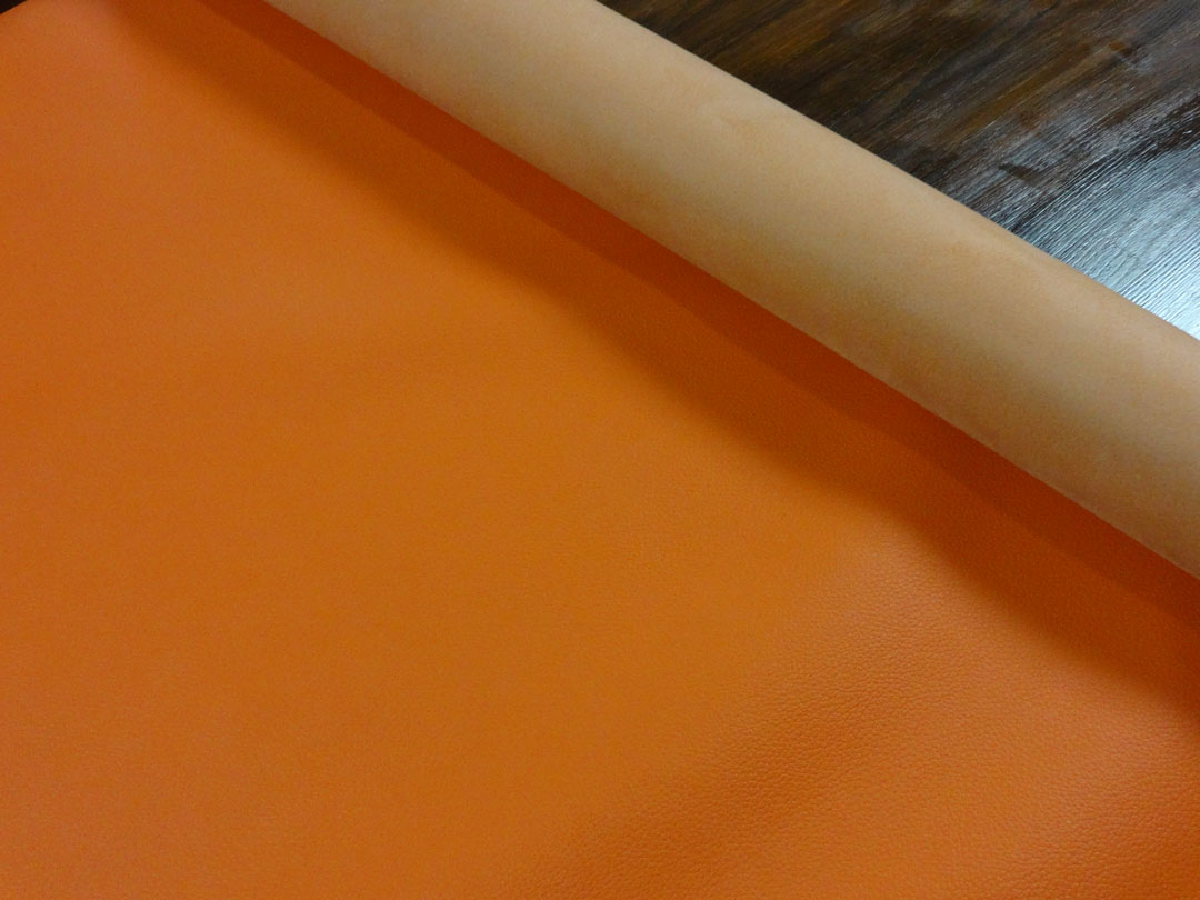ピコターノ 牛本革　本牛革　革材料　革　皮　皮革　日本製 オレンジ